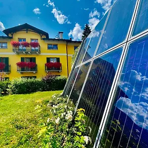 Meuble Sertorelli Reit 3*, Bormio Italia